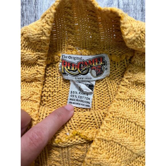 Vintage Red Camel Sweater Medium Yellow Geometric Knit Ramie Cotton Hong Kong - Picture 2 of 6